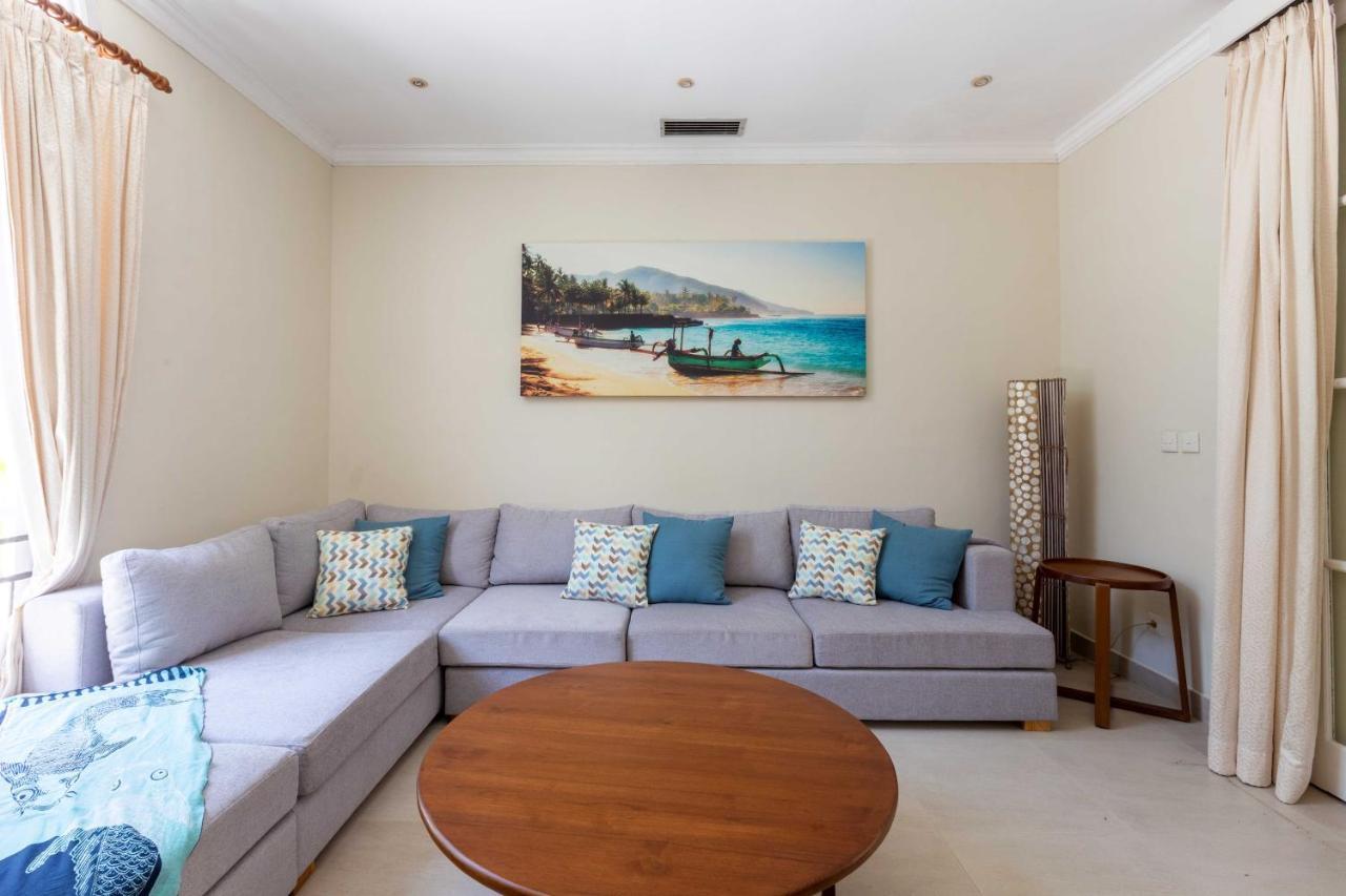 Palm A Paradise For Families And Friends In * Sanur (Bali)