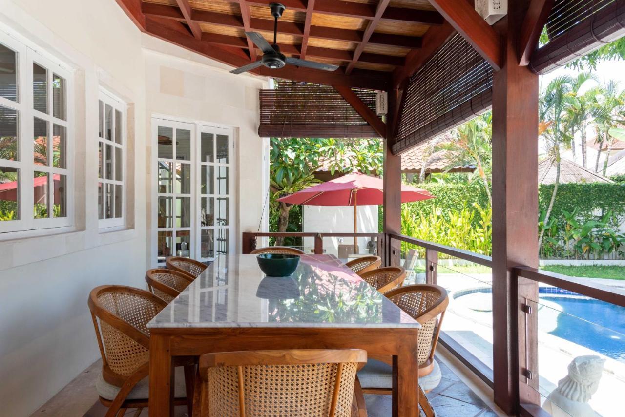 Palm A Paradise For Families And Friends In * Sanur (Bali)